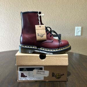 Ladies Dr Martens boots